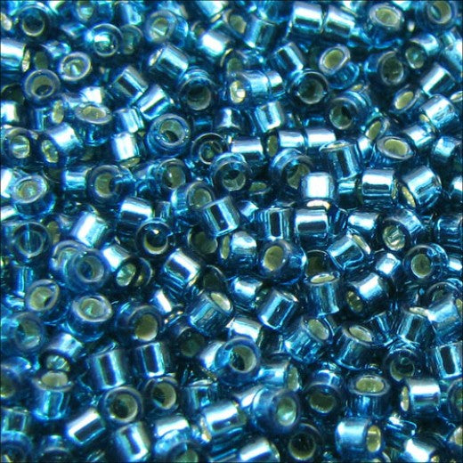 5gr Délica Miyuki 11/0 Dyed silver lined blue zircon DB 0608