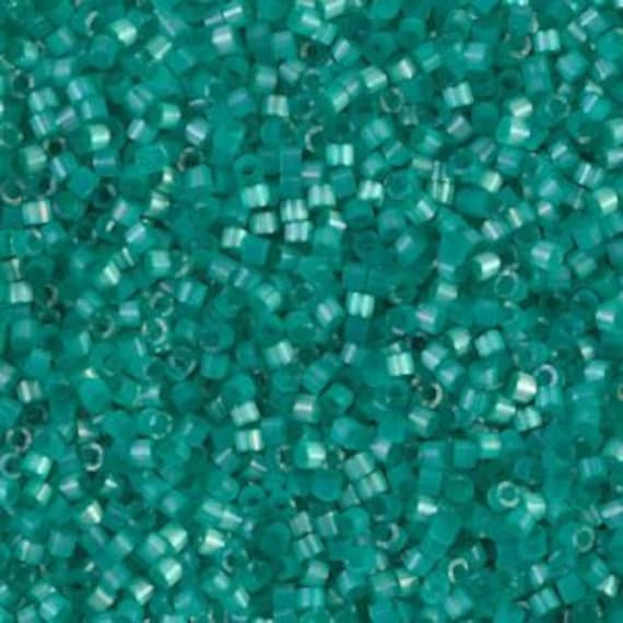 5gr Délica Miyuki 11/0 Dyed aqua green silk satin DB 1813