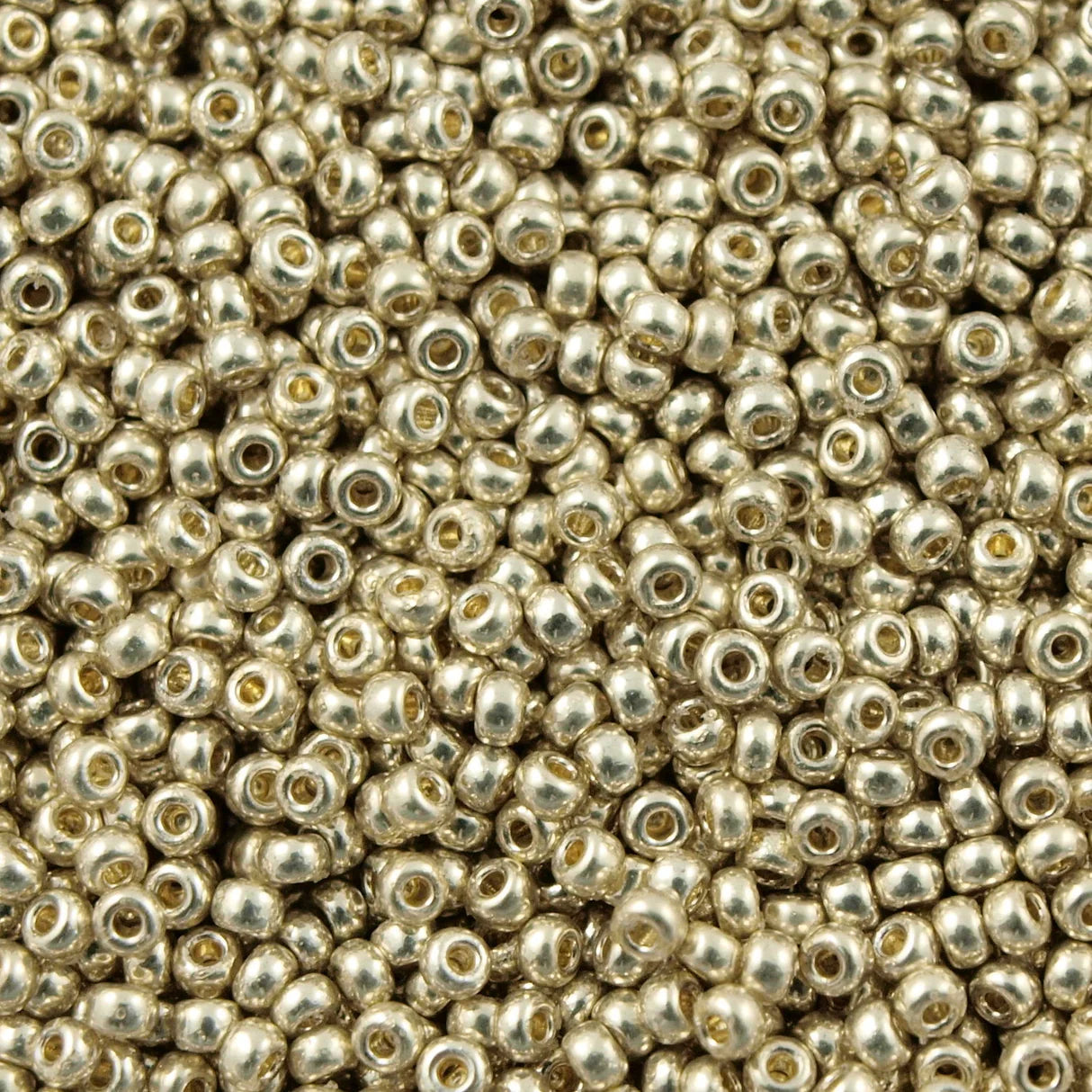 10gr Rocailles Miyuki 11/0 Duracoat galvanized argent silver 4201