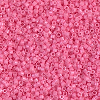 5gr Délica Miyuki 11/0 Opaque dyed carnation pink DB 1371