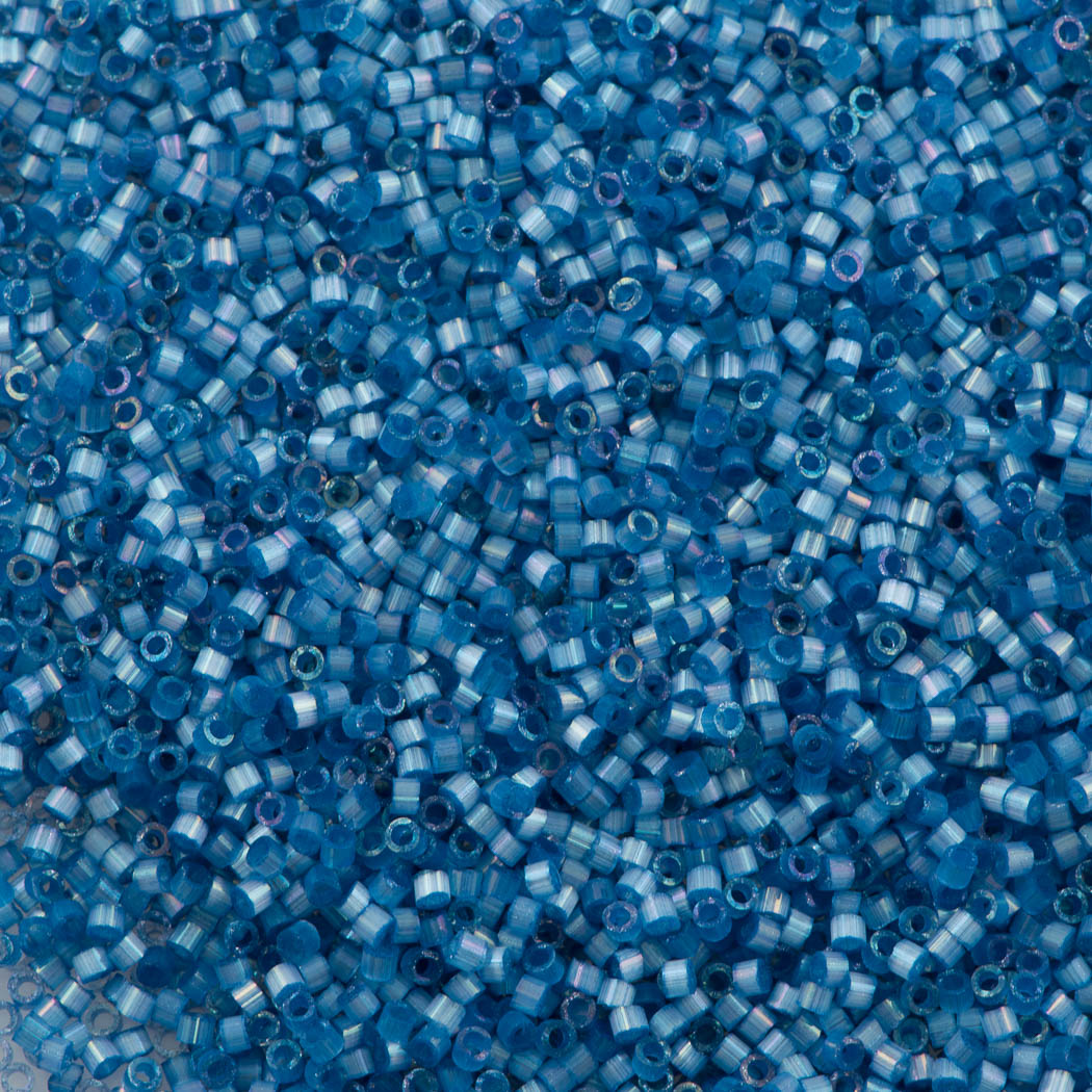 5gr Délica Miyuki 11/0 Dyed DUSK BLUE silk satin DB 1811