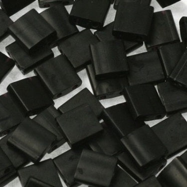 5gr Tilas Miyuki 5x5mm Jet mat 0401F