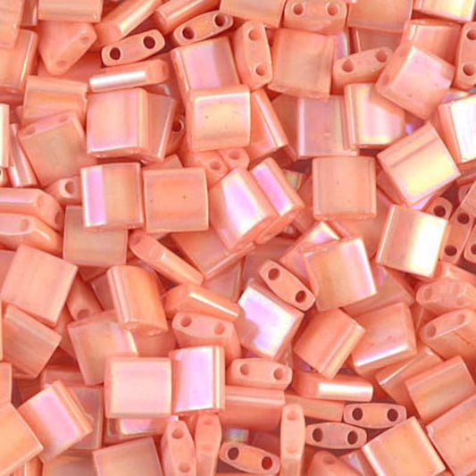 5gr Tilas Miyuki 5x5mm Opaque tea rose luster 0596