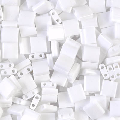 5gr Tilas Miyuki 5x5mm Opaque white 0402